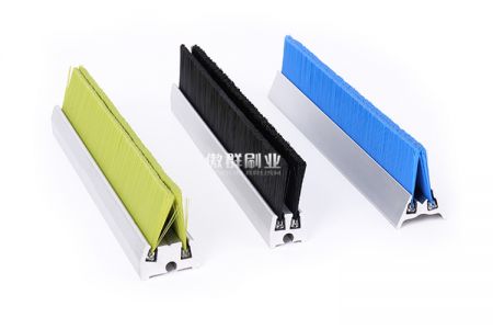 電梯防塵刷為什么能起到防塵的作用? 電梯防塵刷為什么能起到防塵的作用?