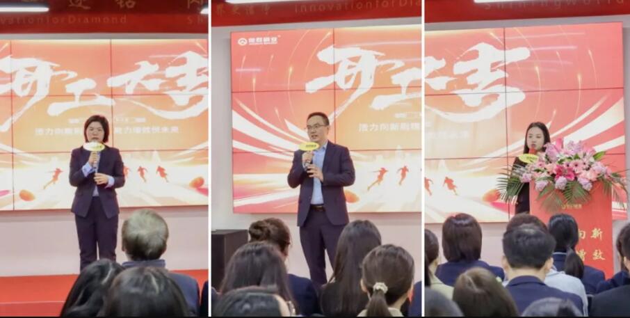 傲群刷業(yè)開工啦 傲群刷業(yè)開工啦