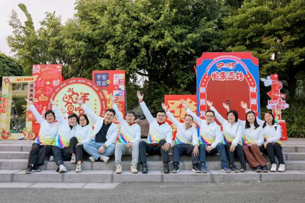 傲群元宵活動踏青 傲群元宵活動踏青
